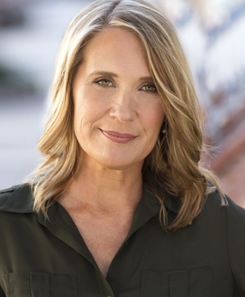 Author Kerry Lonsdale